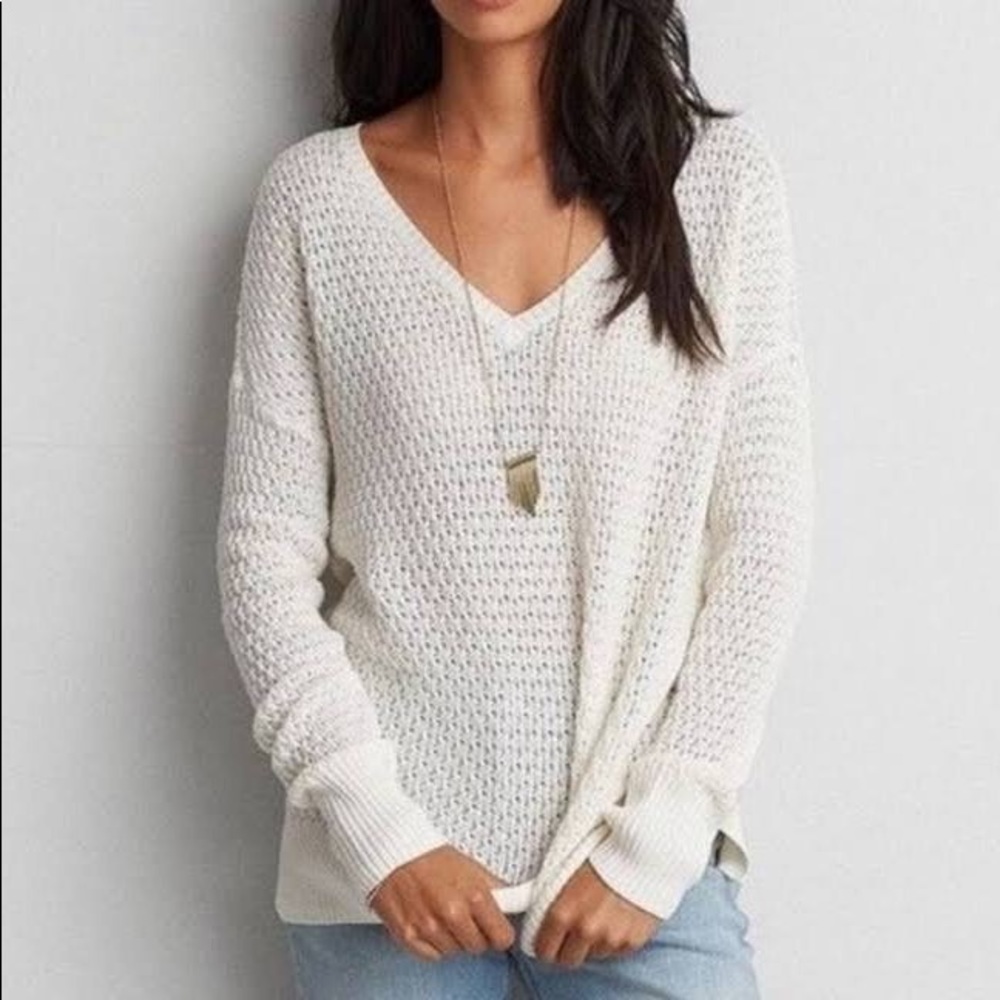 American Eagle Oversized V-Neck Sweater SMALL